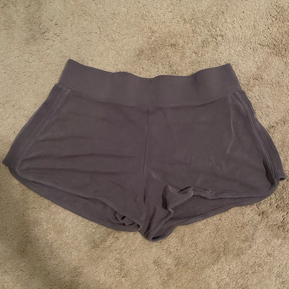 Athleta Comfy Shorts Size M
